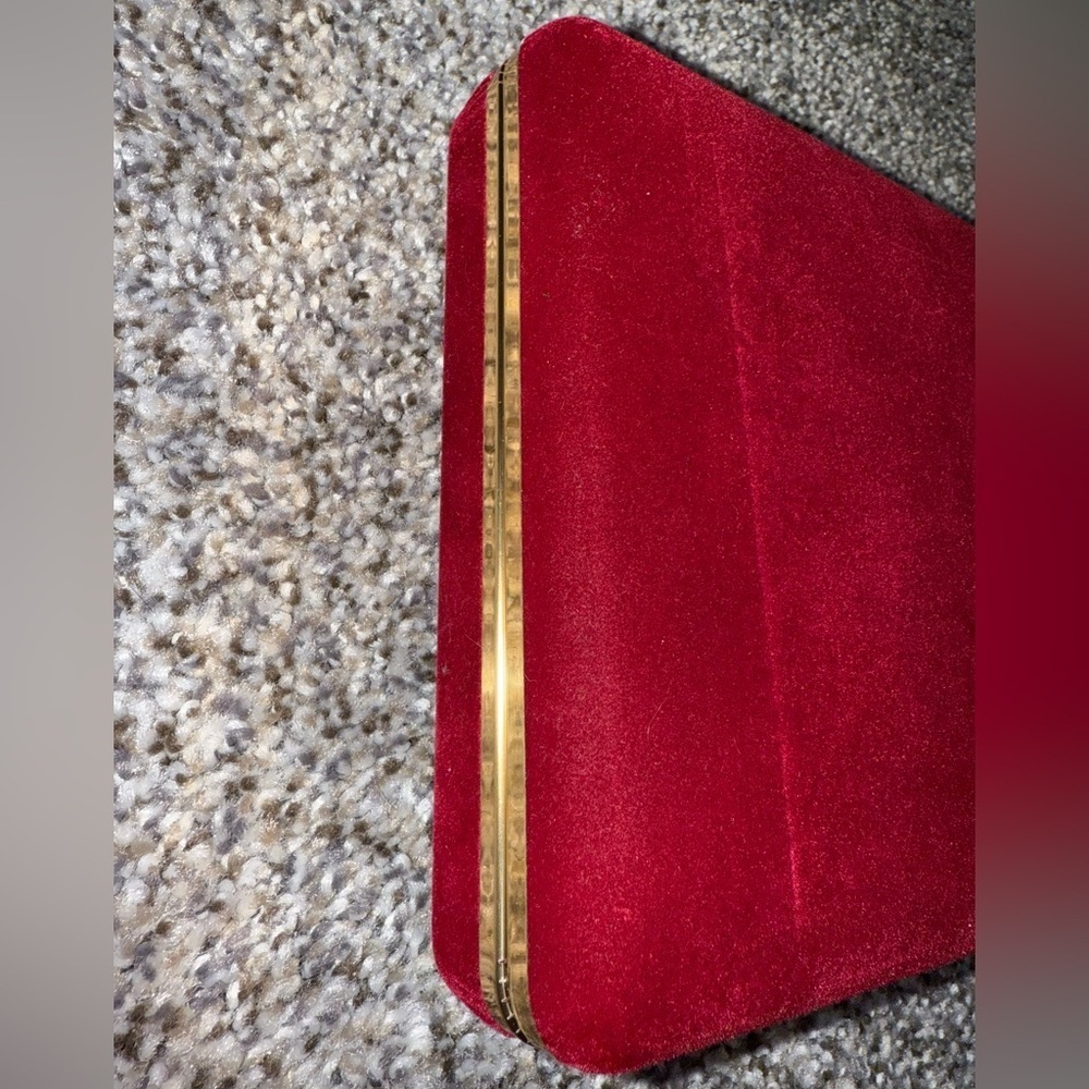 Vintage red jewelry box - Picture 6 of 8